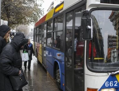 Δείτε τι μετέφερε γυναίκα με λεωφορείο του ΟΑΣΘ – Κόντεψαν να λιποθυμήσουν από τη μυρωδιά οι επιβάτες (φώτο)